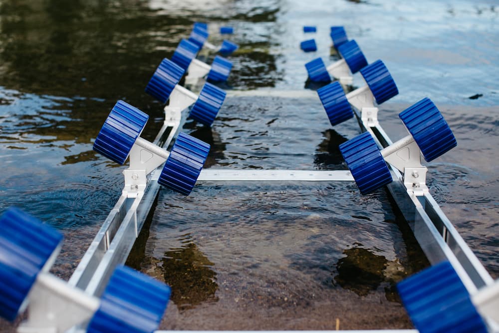 Roll-N-Go Premium Medium Boat Ramp System (2000 Series)