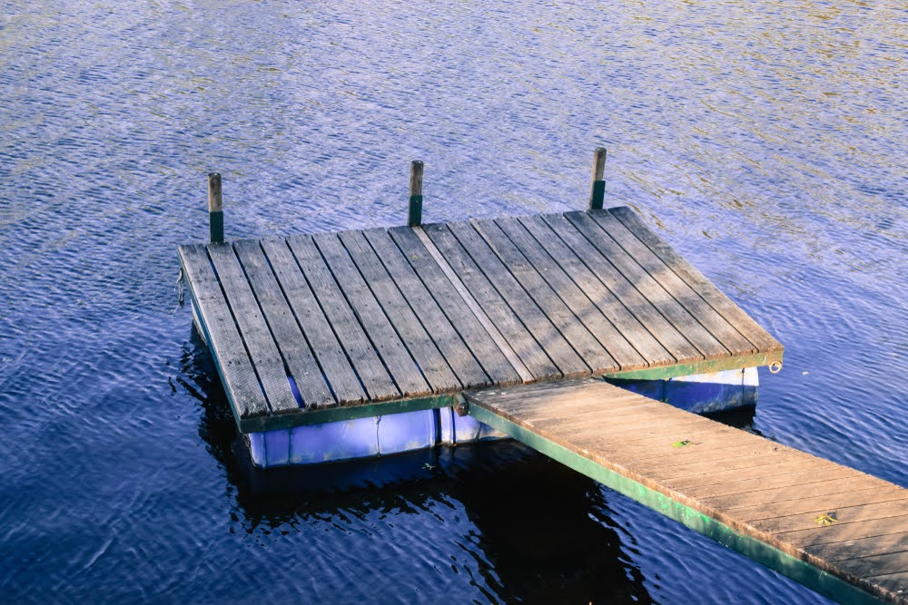 How to Build a Floating Dock for Your Lake House